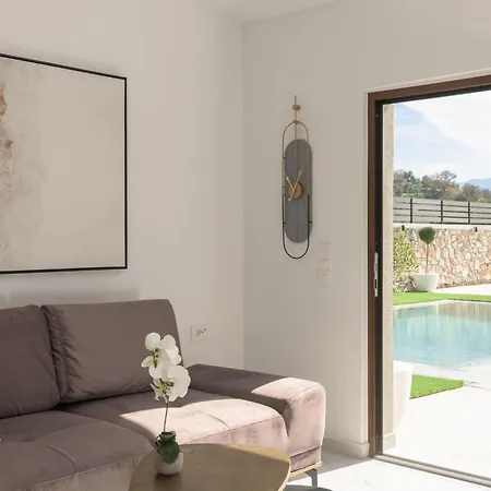 Sweet Sunshine Villa, Majestic Countryside Vistas, By Thinkvilla Agia (Rethymno, Crete)