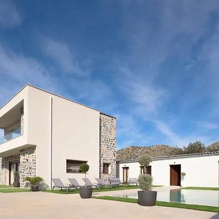 Sweet Sunshine Villa, Majestic Countryside Vistas, By Thinkvilla *
