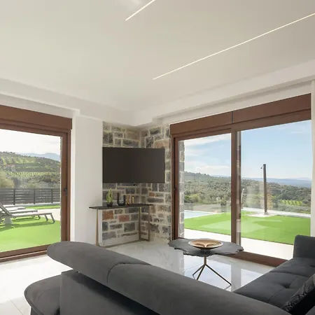 Sweet Sunshine Villa, Majestic Countryside Vistas, By Thinkvilla Villa *